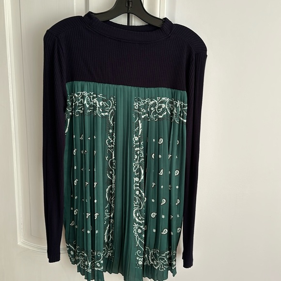 Sandro navy top with green and paisley design pleated in the back. - Picture 1 of 4